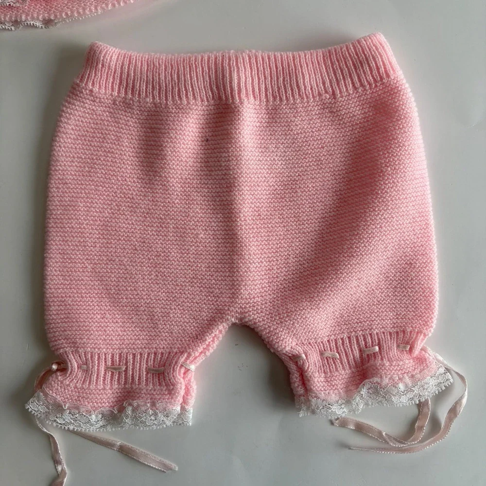 Vintage Infant Girls Pink Knit‎ Set Lace Accents Floral Embroidery Acrylic